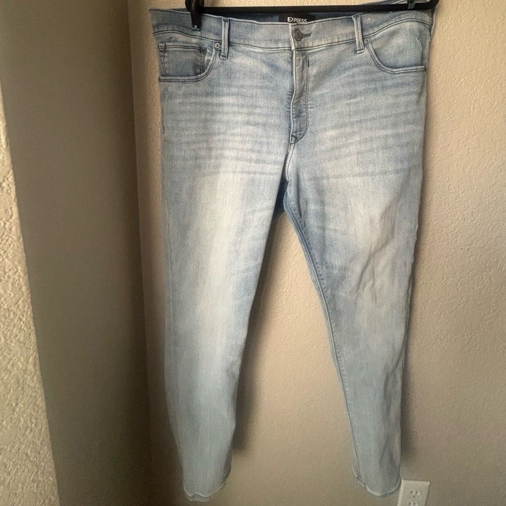 Express Stretch Legging Mid Rise‎ Jeans Size 18R.